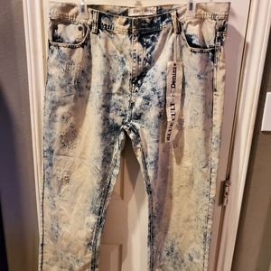 NWT MEN'S BLUE CULT LIGHT ASH WASH SIZE 40 JEANS